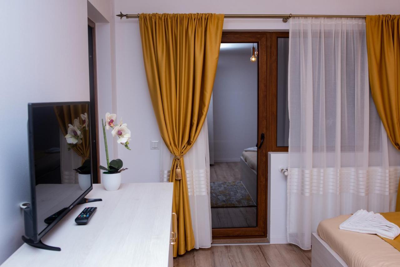 Casuta Doi Ponei Vila Buşteni Exterior foto