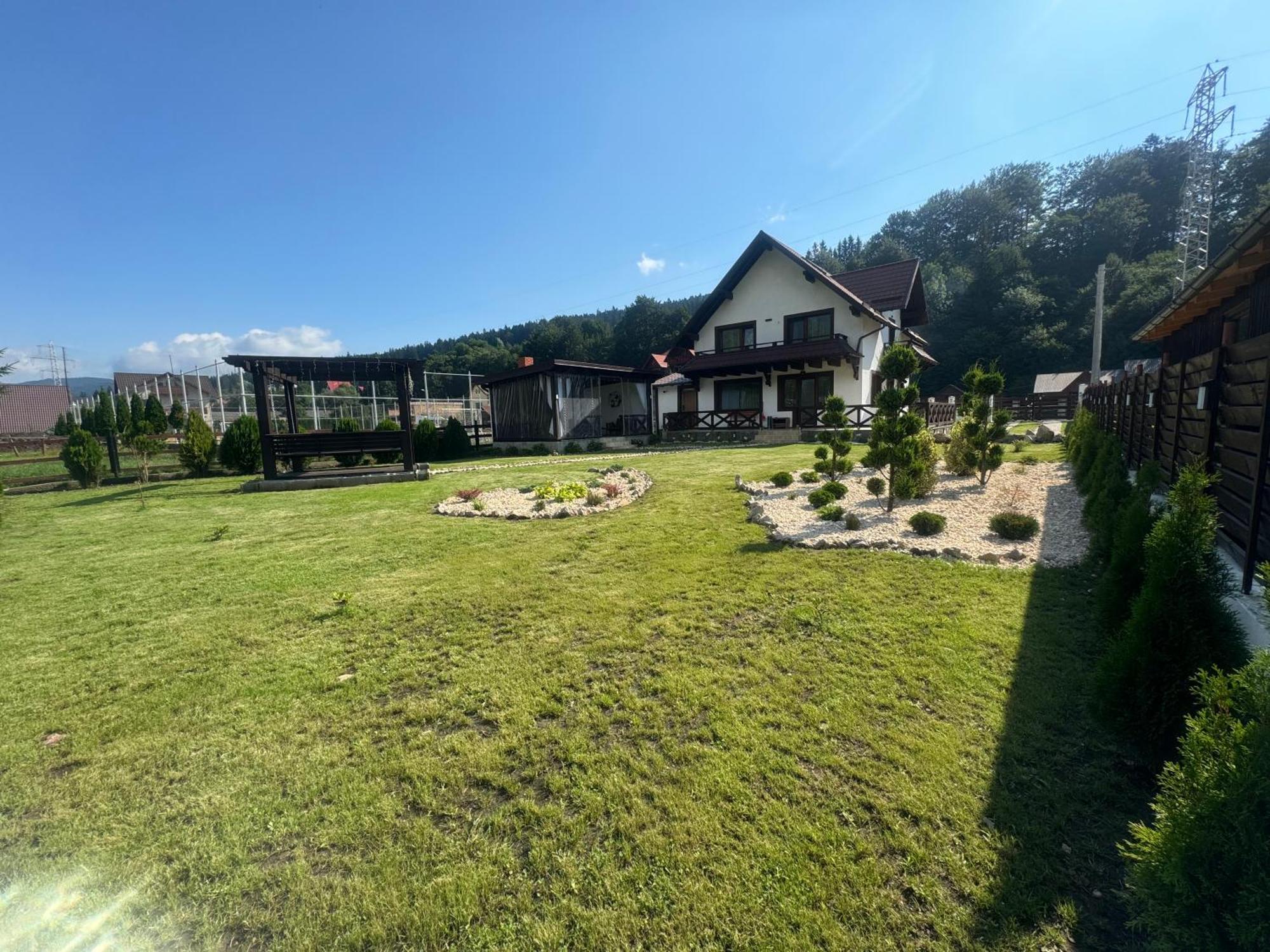 Casuta Doi Ponei Vila Buşteni Exterior foto